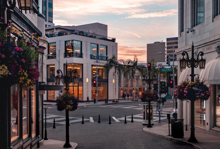Rodeo Drive: Where Luxury Lives in Beverly Hills